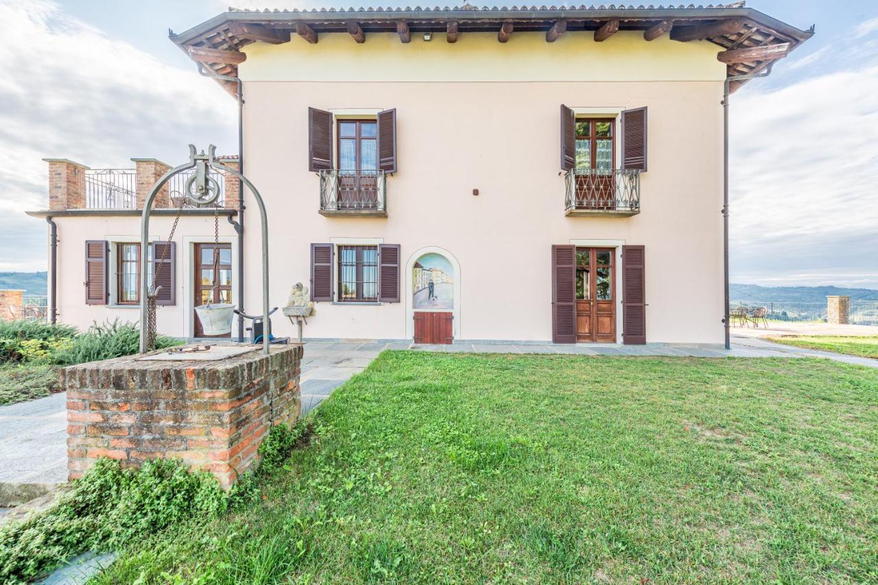 Villa Bricco Paglieri, Entire Villa アルバ エクステリア 写真