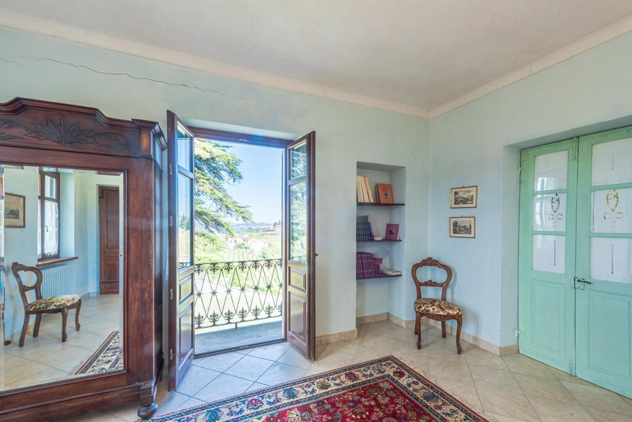 Villa Bricco Paglieri, Entire Villa アルバ エクステリア 写真
