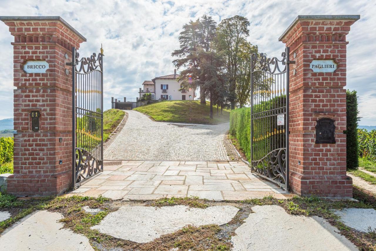 Villa Bricco Paglieri, Entire Villa アルバ エクステリア 写真