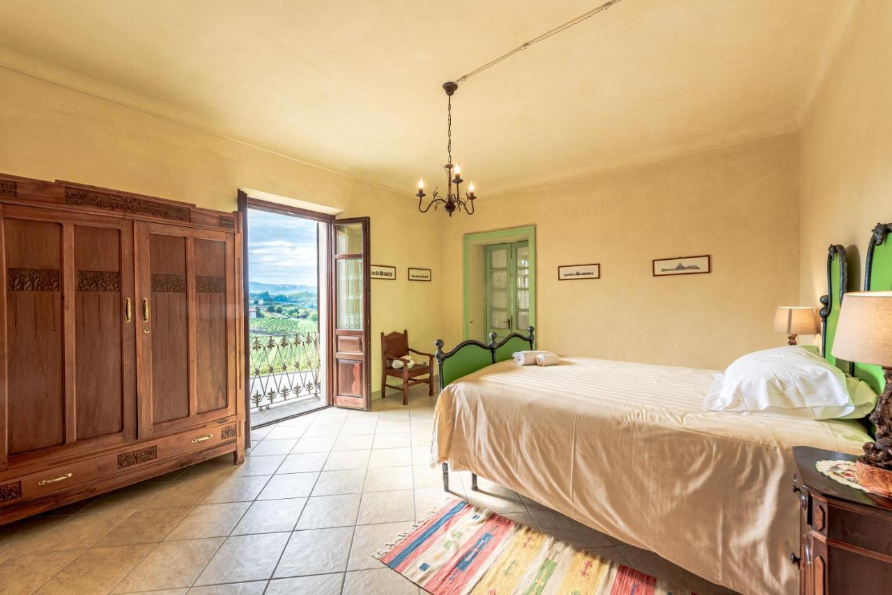 Villa Bricco Paglieri, Entire Villa アルバ エクステリア 写真