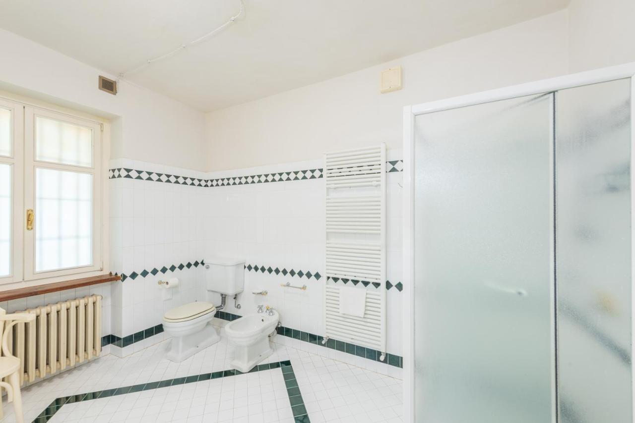 Villa Bricco Paglieri, Entire Villa アルバ エクステリア 写真